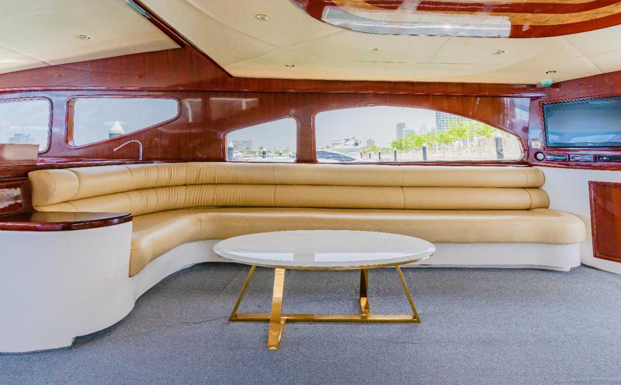 Quartz Yacht 7